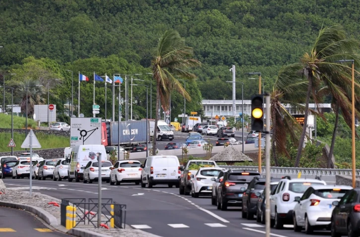 Route du littoral : gros bouchons dans le sens Saint-Denis - La Possession