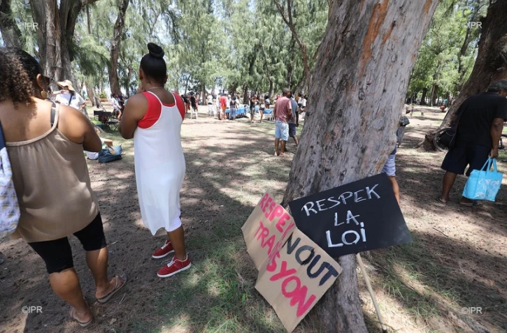 Pique-nique contre les restaurants de plage 4 février 2018