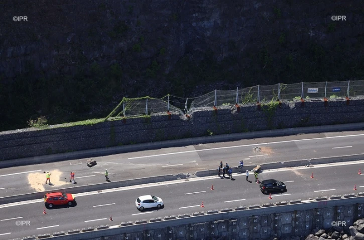 éboulis, éboulement, route du littoral, ravine à malheur 
