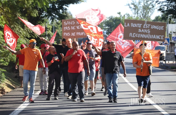 Saint-Denis : les salariés d'Automobiles Réunion en grève illimitée