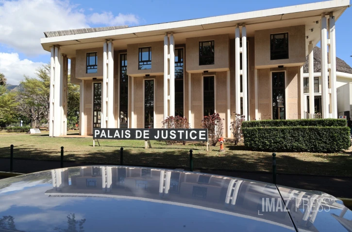palais de justice de Saint-Denis 