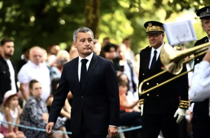 Gérald Darmanin pour la sortie de promotion des gardiens de la paix à l'Académie de police, le 11 août 2023 à Périgueux ( AFP / Christophe ARCHAMBAULT )