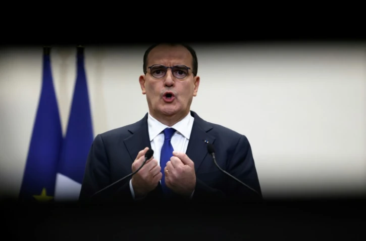 Jean Castex lors d'une conférence de presse à Paris le 14 janvier 2021