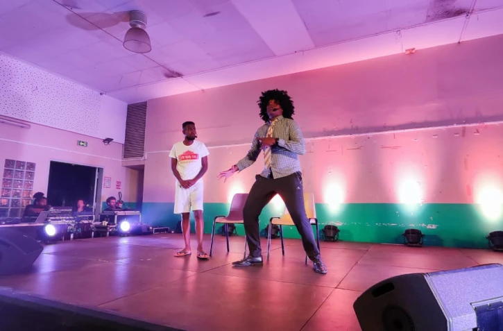 Wotwa amuse les Portois