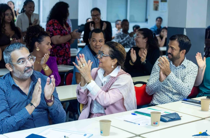  Remise de diplômes pour 26 aides-soignants à l’Institut d’Études en Santé Nord