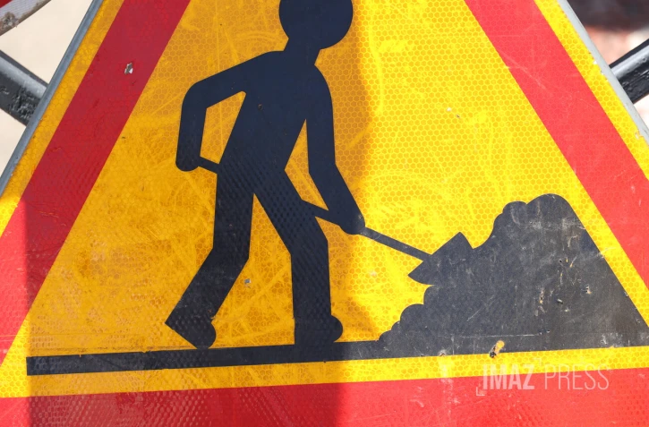 panneau travaux 