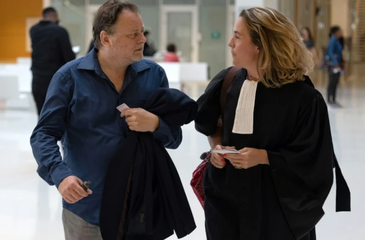 Le réalisateur Christophe Ruggia et son avocate Fanny Colin (d), au Palais de justice de Paris, le 29 juin 2023