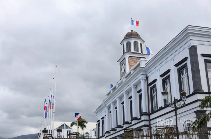 ancien hotel de ville de saint-denis