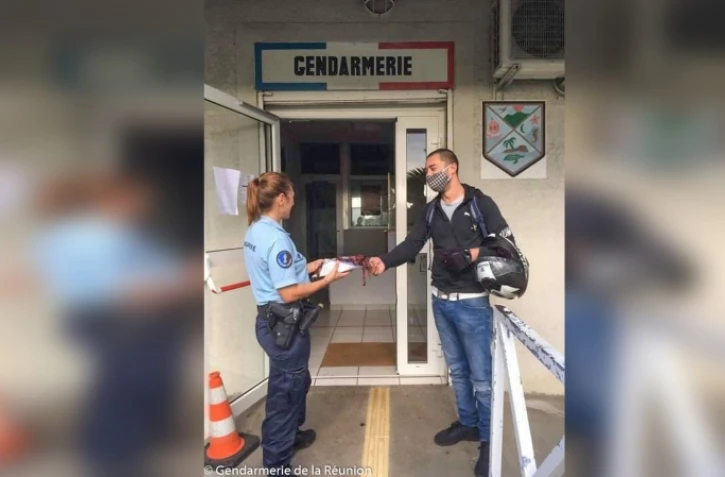 Dons de masques à la gendarmerie