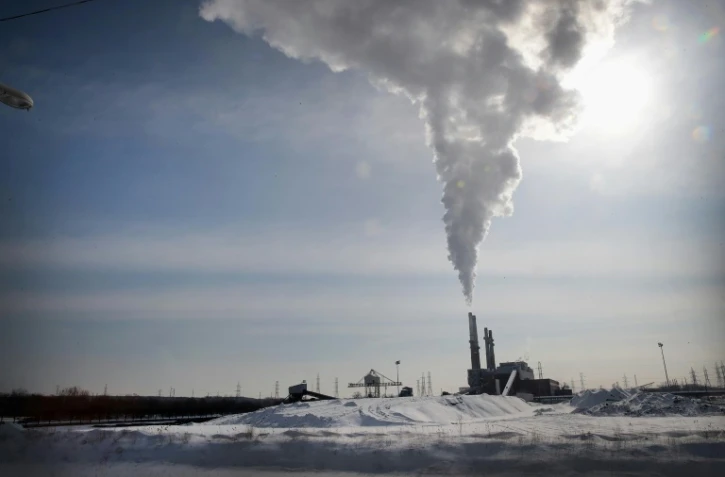 Les émissions liées à l'activité humaine ont fait grimper les niveaux de CO2 de plus de 40% en un siècle et demi.