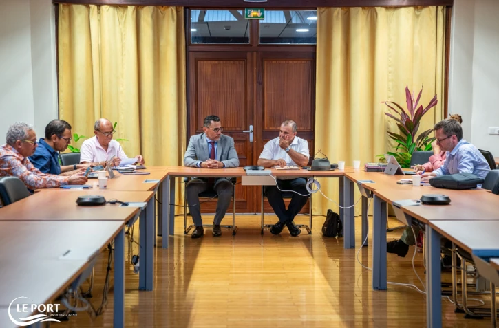 Le Port : le maire reçoit le nouveau directeur de la CAF