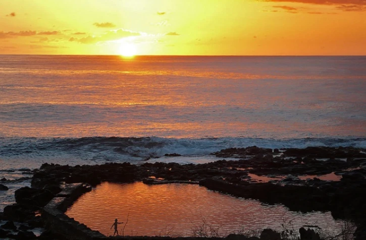 plage coucher de soleil 