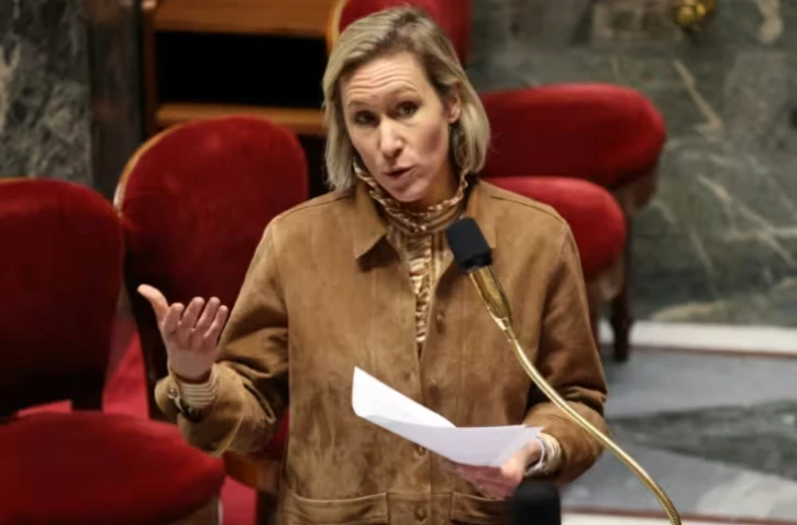Laure Miller, députée du groupe Ensemble pour la République, s'exprime lors d'un débat parlementaire à l'Assemblée nationale, à Paris, le 26 janvier 2026 ( AFP / Ludovic MARIN )