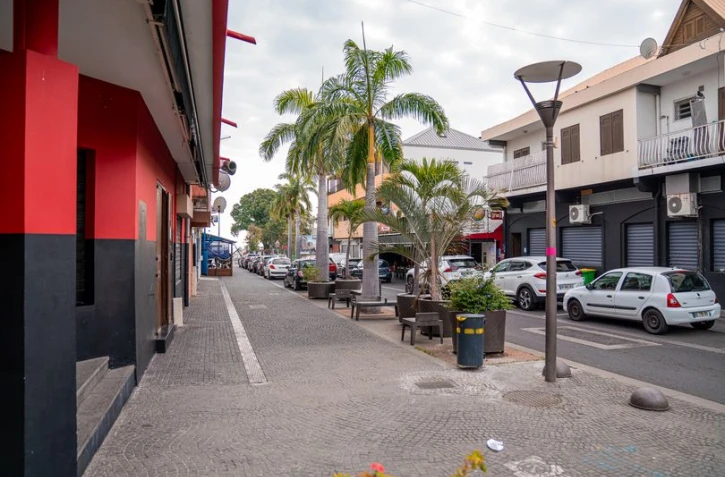 Le Port : la rue François de Mahy en travaux