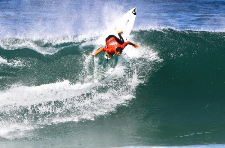 Jeremy Flores 