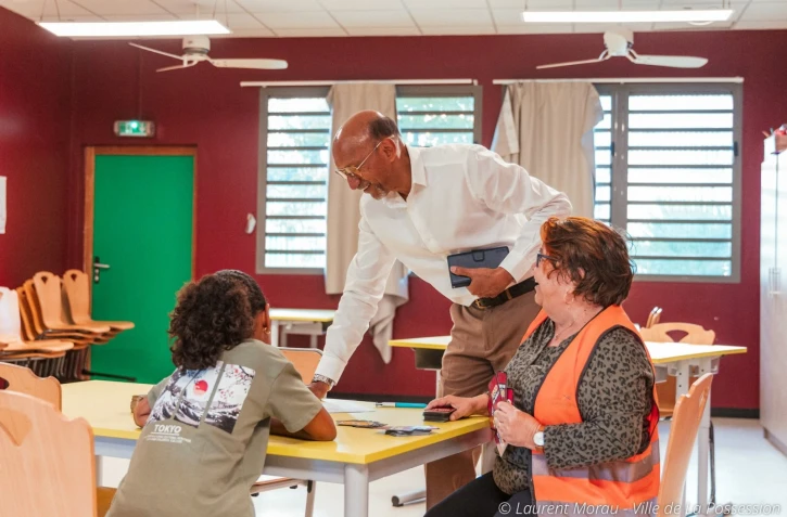 Rentrée scolaire à la Possession : le maire et des élus visitent plusieurs écoles