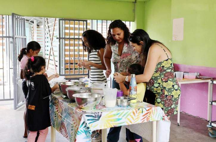 Saint-Denis : découverte de la vie "dan tan lontan" à l'école maternelle Eudoxie Nonge