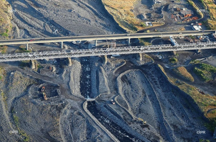 pont de la rivière des galets 
