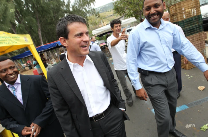 Thierry Robert et  Manuel Valls 