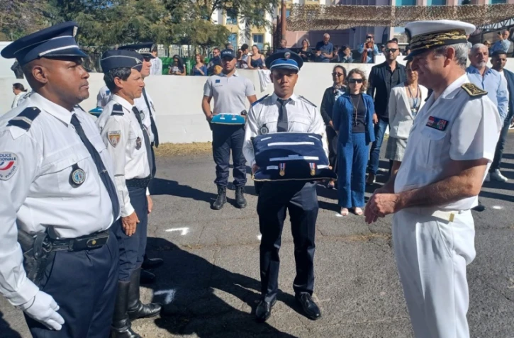 hommage aux policiers morts