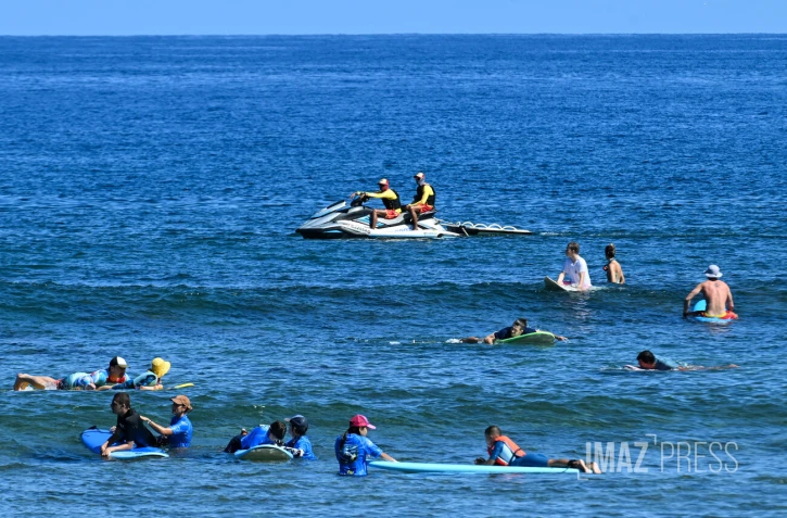 école de surf saint-leu avec le water patrol 
