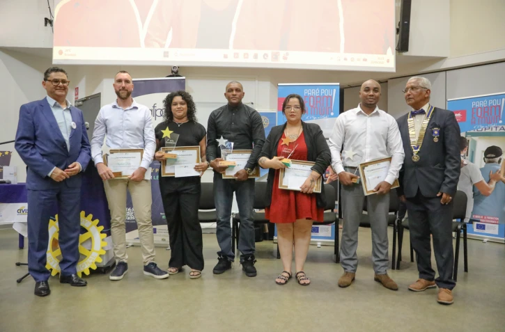 Soraya Rivière Dijoux, mécanicienne moto, est lauréate du premier prix du Mérite professionnel