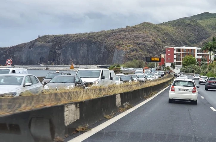 Les bouchons vers l'ouest se sont résorbés