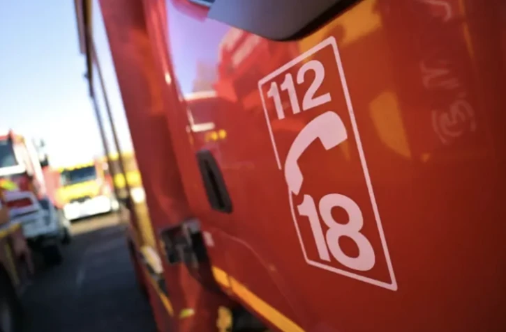 Aveyron: incendie dans un entrepĂ´t de 900 tonnes de batteries au lithium