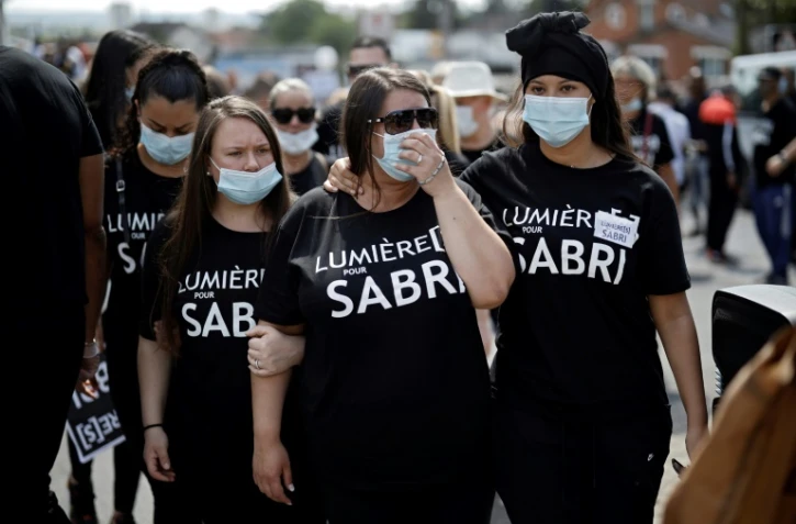 Marche blanche en mémoire de Sabri in Argenteuil dans le Val-d'Oise, le 21 mai 2020