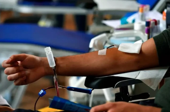 Le don de sang bientĂ´t ouvert aux homosexuels, sans conditions