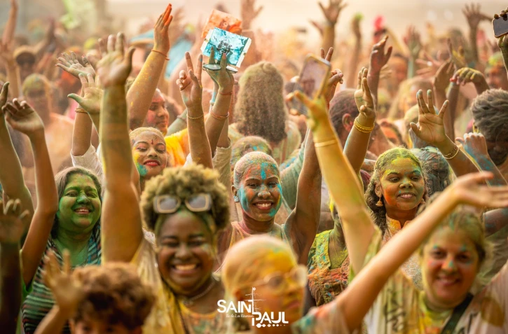 Saint-Paul : le nouvel an tamoul l'honneur sur le front de mer