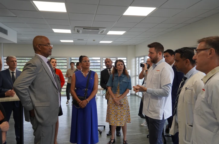 Le CHU de La Réunion accueille le Président de la République des Seychelles au sein de l’addictologie nord