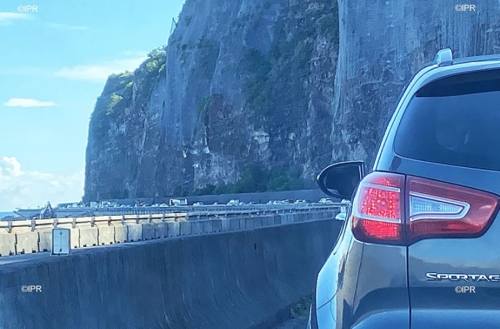 embouteillage route du littoral vers saint denis