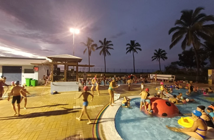 480 baigneurs réunis à la piscine du port 