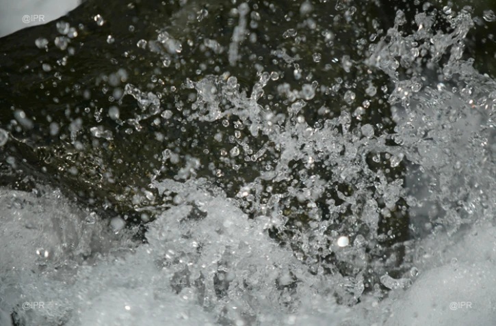 Eau