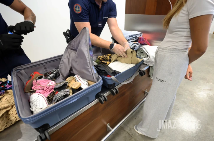 Opération anti-drogues à Gillot : l'ensemble des passagers et personnels de bord, contrôlés