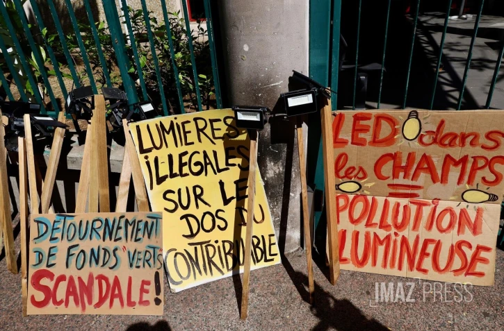 Saint-Paul contre les LED