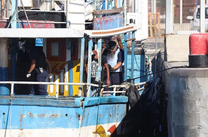 Migrants : sept hommes viennent d'arriver au Port-Ouest - mercredi 26 décembre 2018
