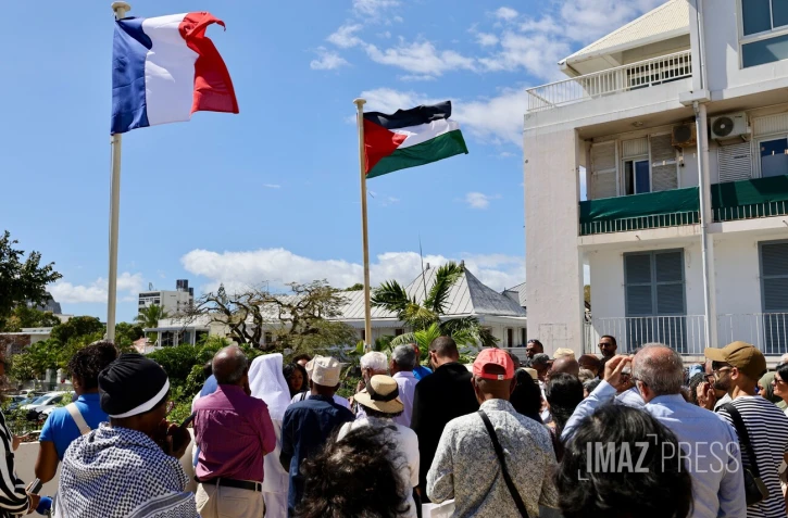 Levée de drapeau de la Palestine St-Denis