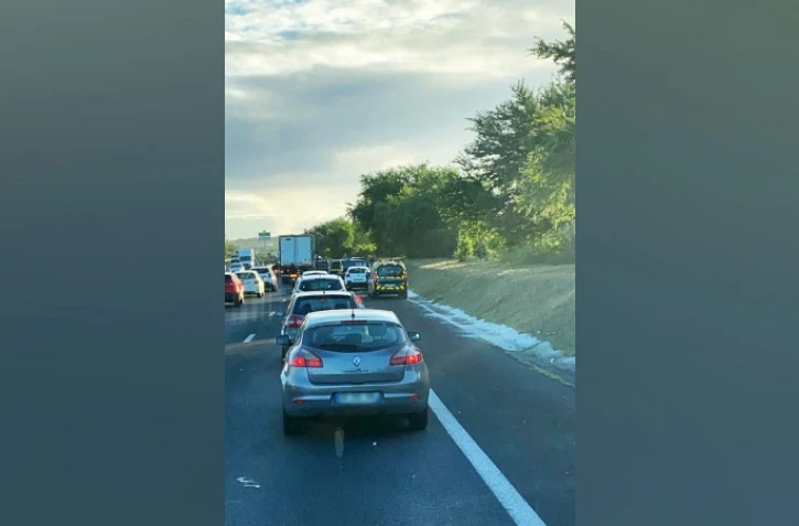 Saint-Paul : 7 km de bouchons vers le nord suite à un accident 