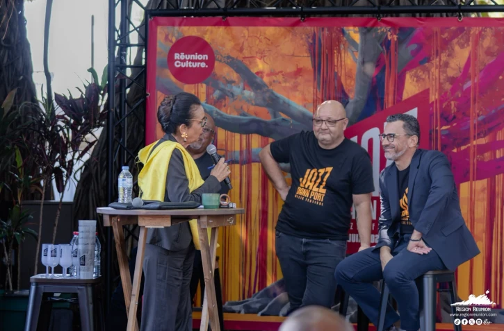 "Jazz Dann Port" : La présidente de région assiste à la conférence de presse de présentation