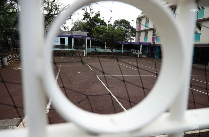 école primaire  fermé 