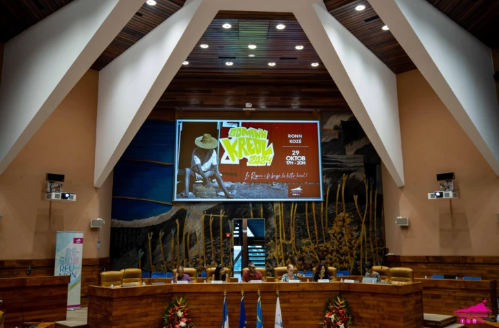 La Région : ronn kozé "Dopi lo tibèr ziska la tomb"