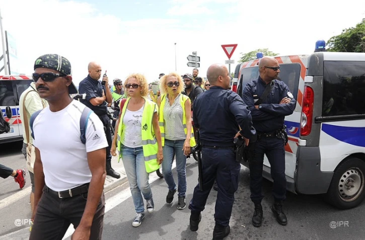 Jour J - Les Gilets jaunes montent au front