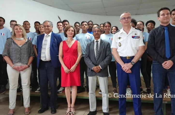 La gendarmerie s'investit dans les classes