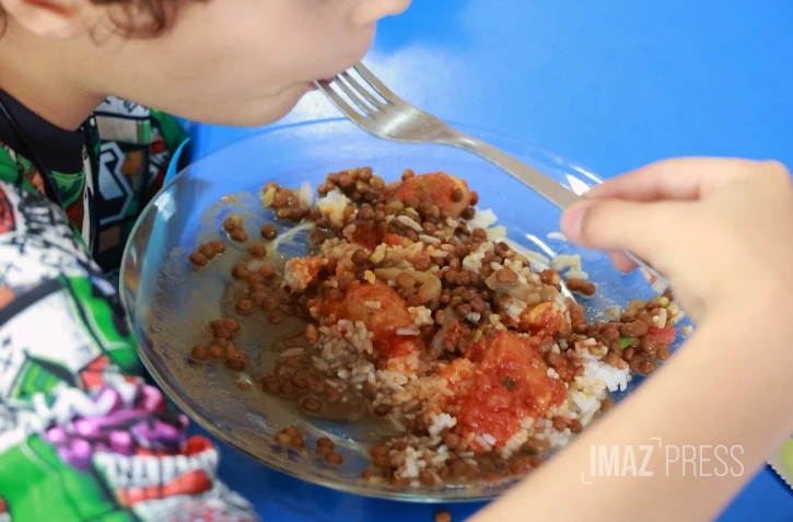 restauration scolaire la possession 