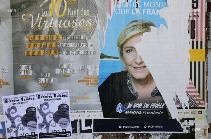 Les affiches officielles des onze candidats à la Présidentielle