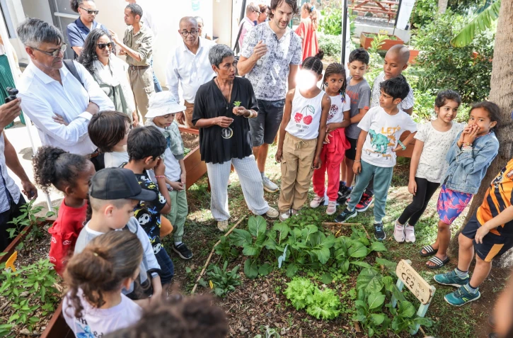 Saint-Denis inaugure un potager solidaire au Moufia 