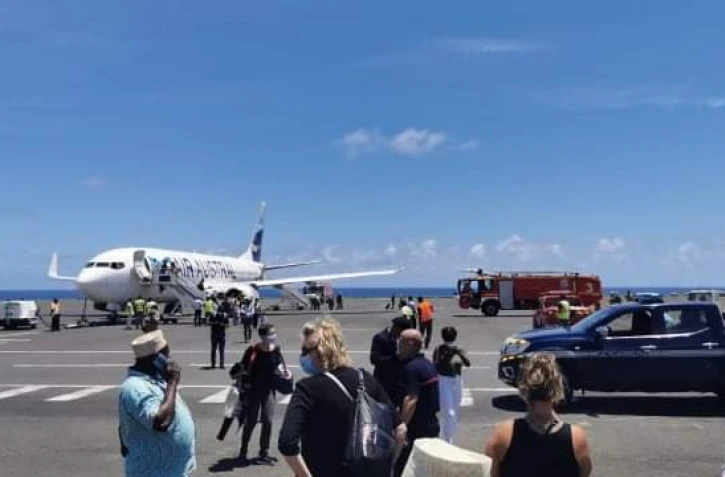 Air Austral, vol de 10h30  13/11/20, fumée