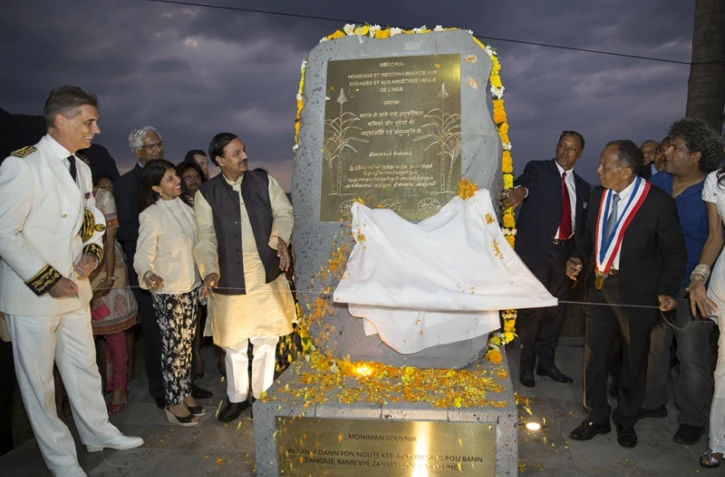 Stèle en mémoire des ancêtres indiens au Barachois